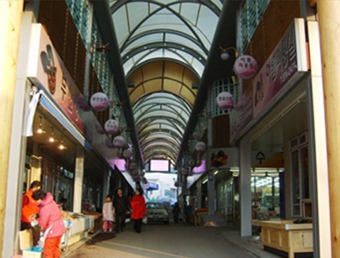 宁越公设市场